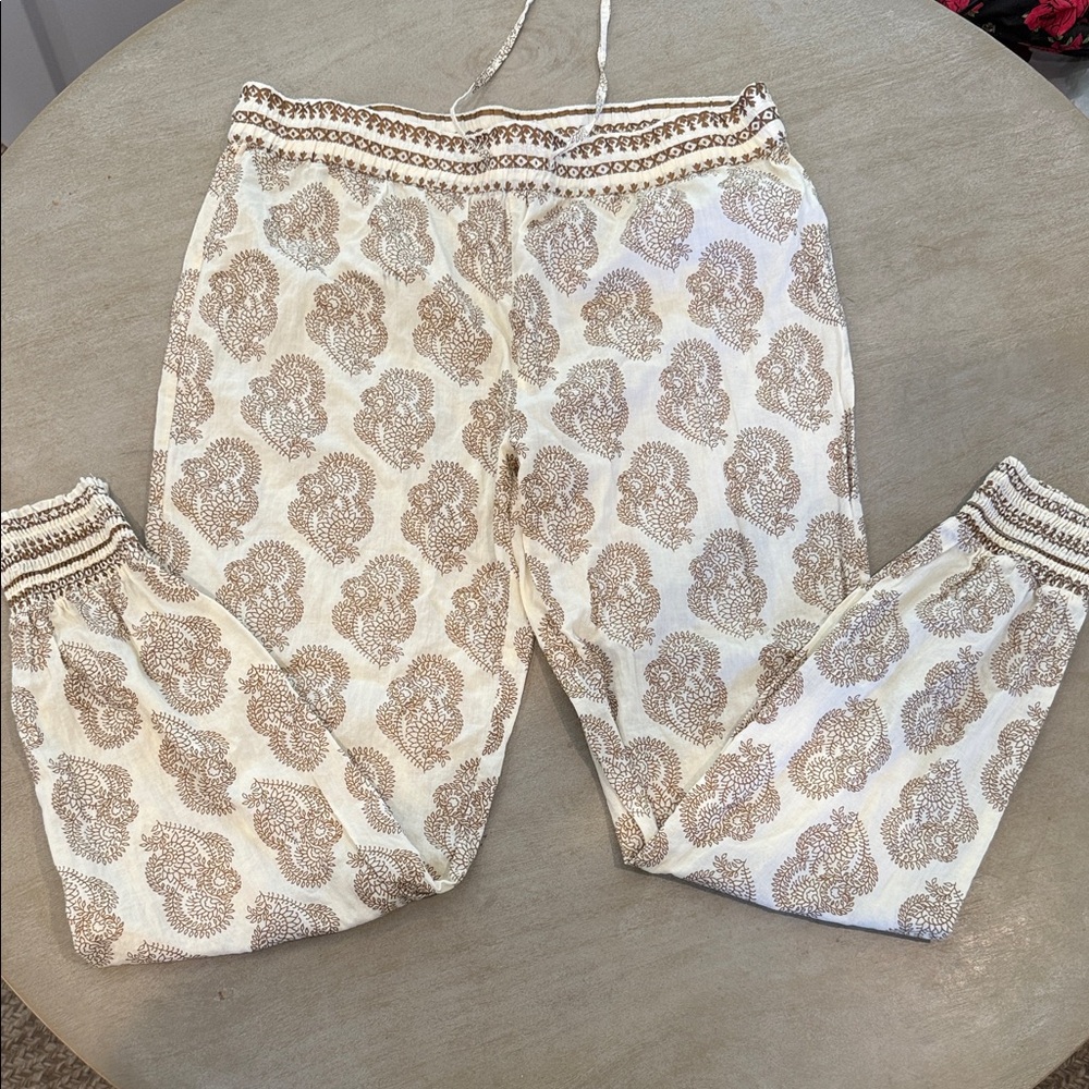 Chic Cream and Brown Women's Casual Pants